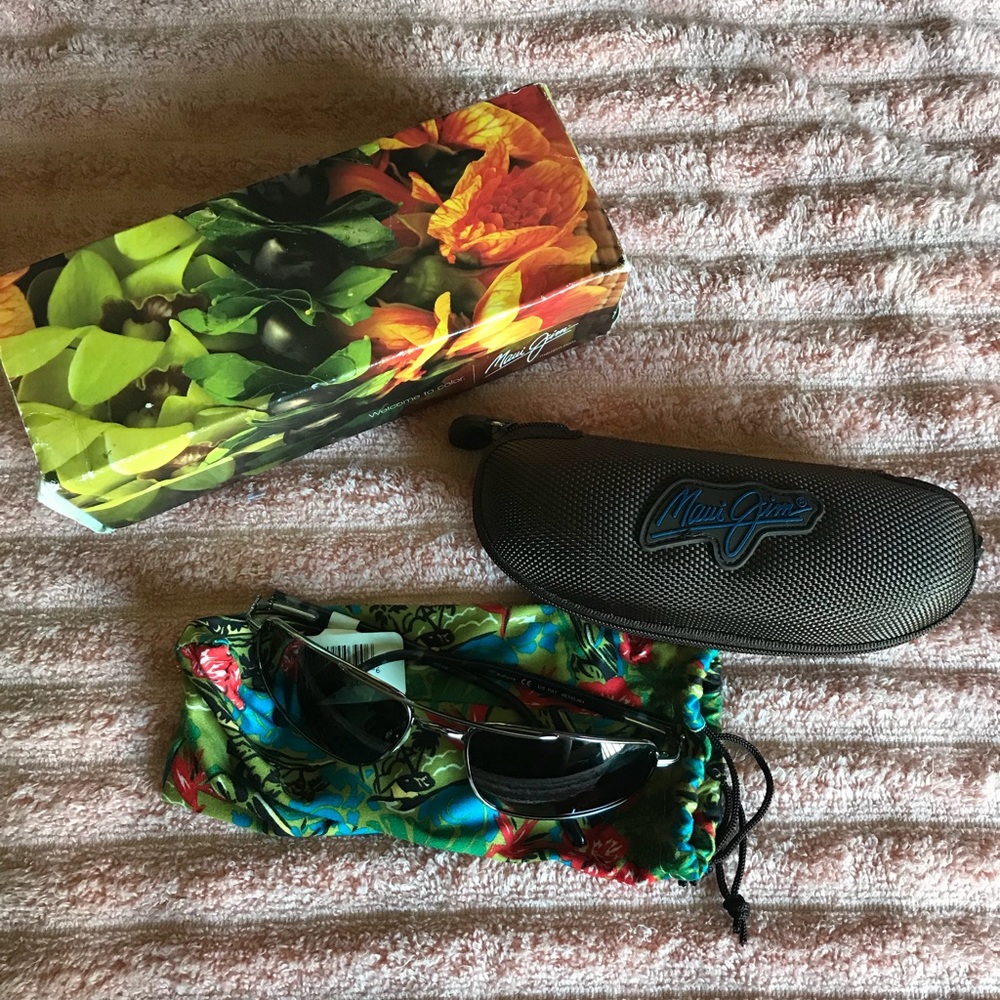 Maui Jim sunglasses (unisex)